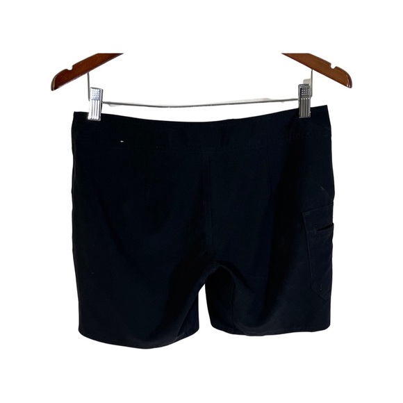 Patagonia black shorts size 2 - Picture 2 of 4